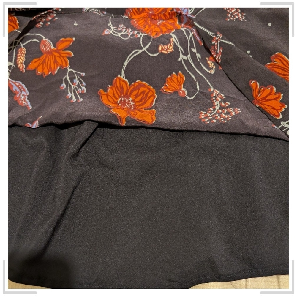 Pre-owned Floral V-Neck Black Dress - Picture 6 of 8